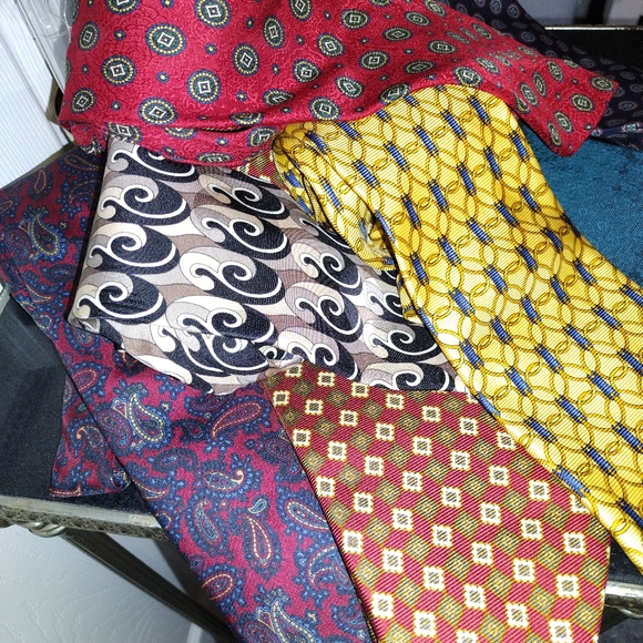 Lot of Men Neck Ties - Picture 3 of 8